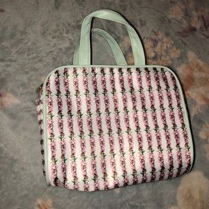 Makeup bag